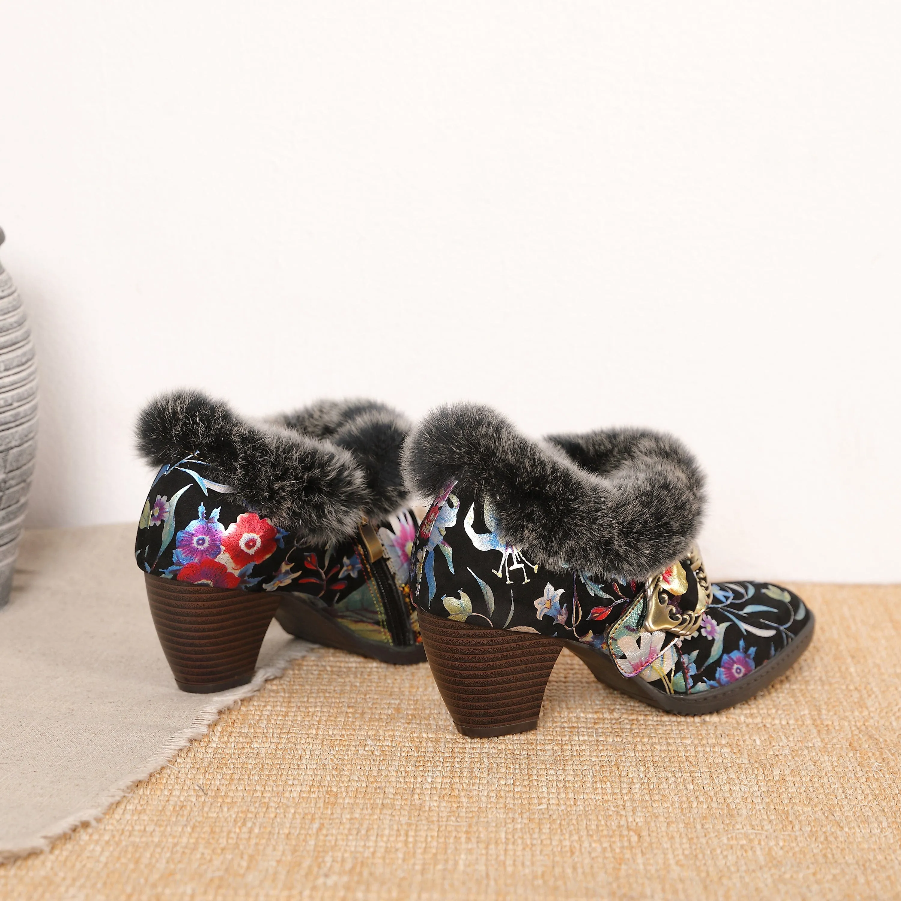 Colorful Comfortable Fur Collar Warm Pumps