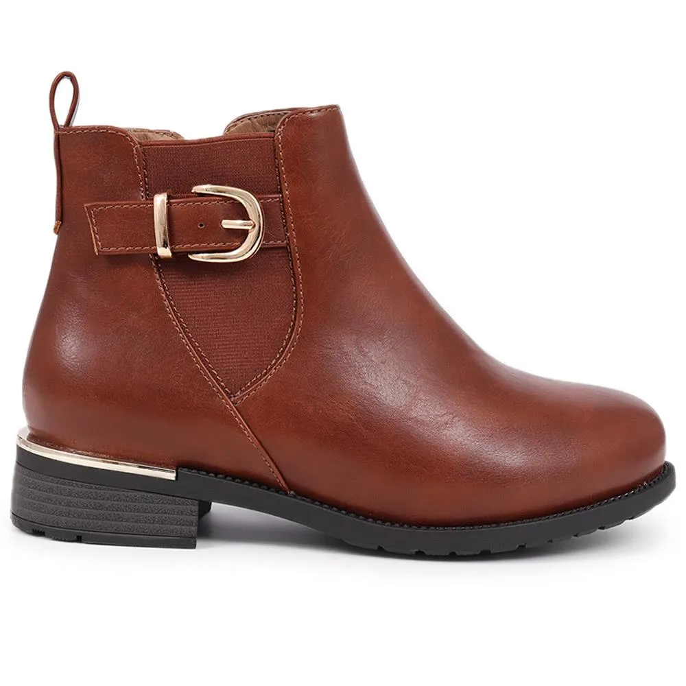Extra-Wide Fit Buckle Detail Ankle Boots - WILLA / 324 177