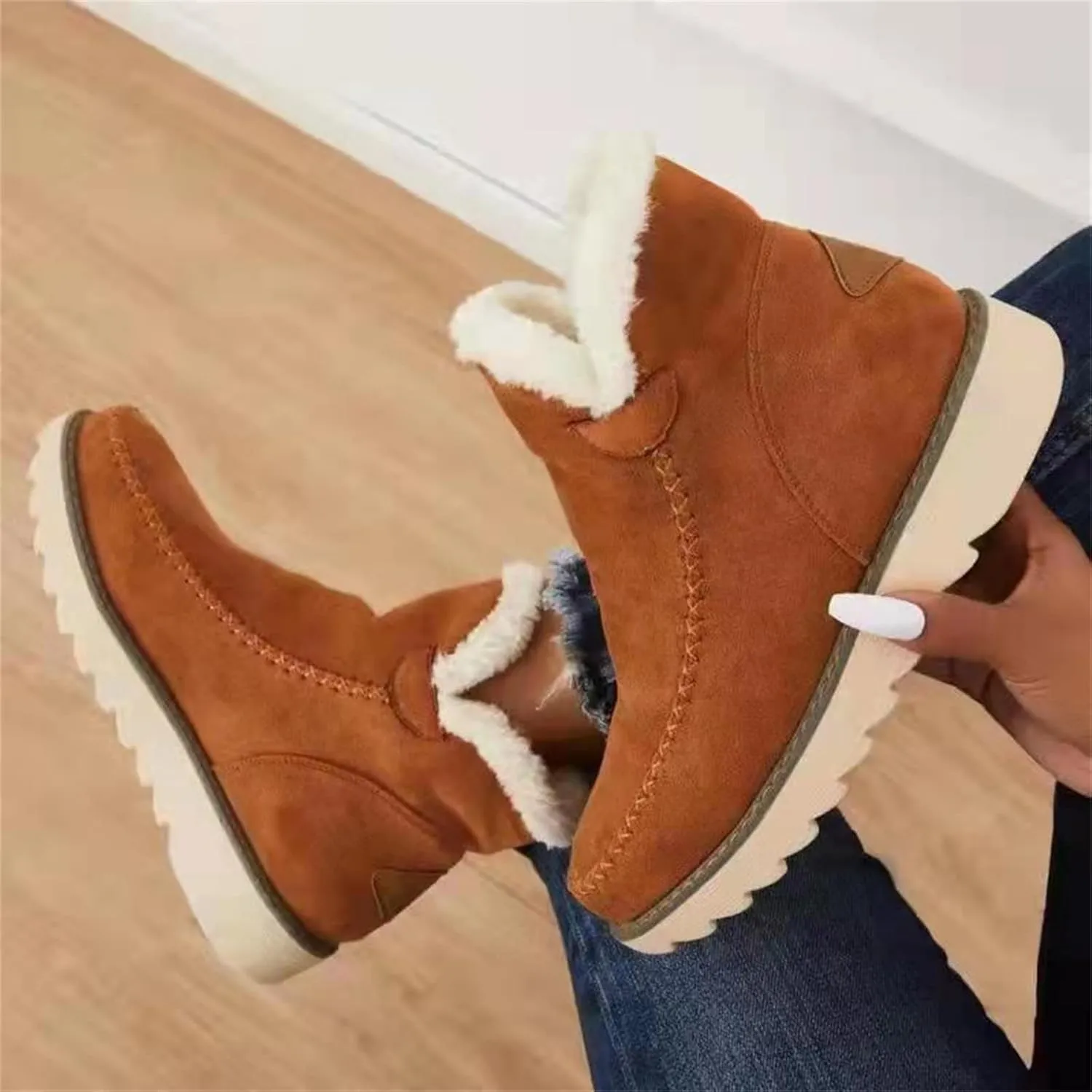 Ladmiple Trending Winter Boots For Women 2024 Snow Boots Warm Fur Lined Anti-Slip Ankle Booties Outdoor Slip On Loafers Shoes