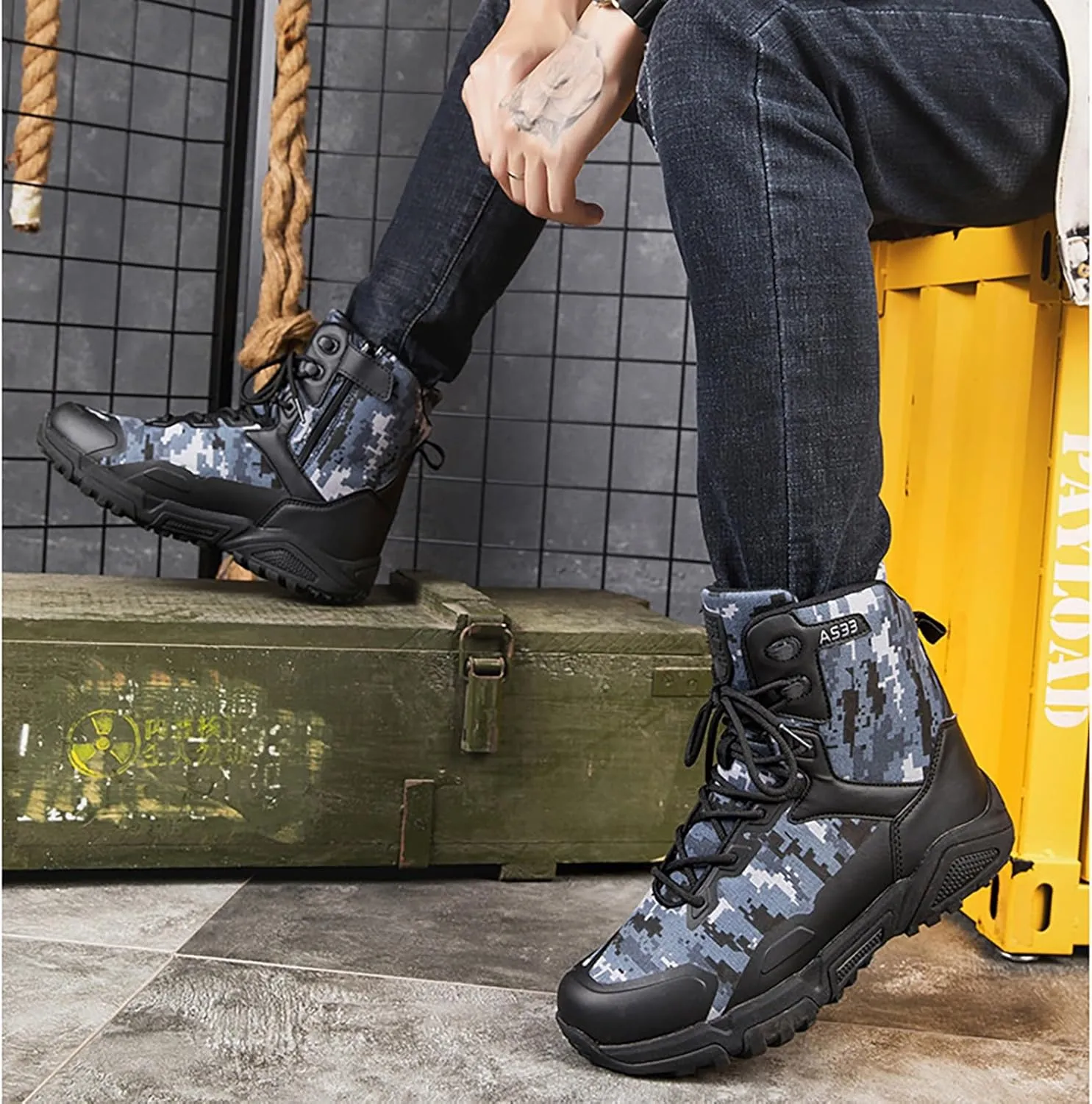 Men Military Boots Tactical Boots Combat Boots Breathable Police Patrol Boots Lightweight Army Boots Waterproof Hiking Boots