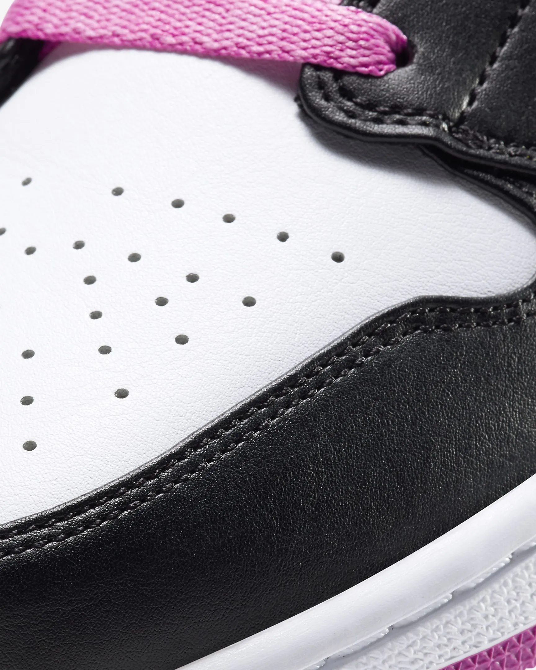 Men's Air Jordan 1 Low SE (Black/Active Fuchsia/White)(CK3022-005)