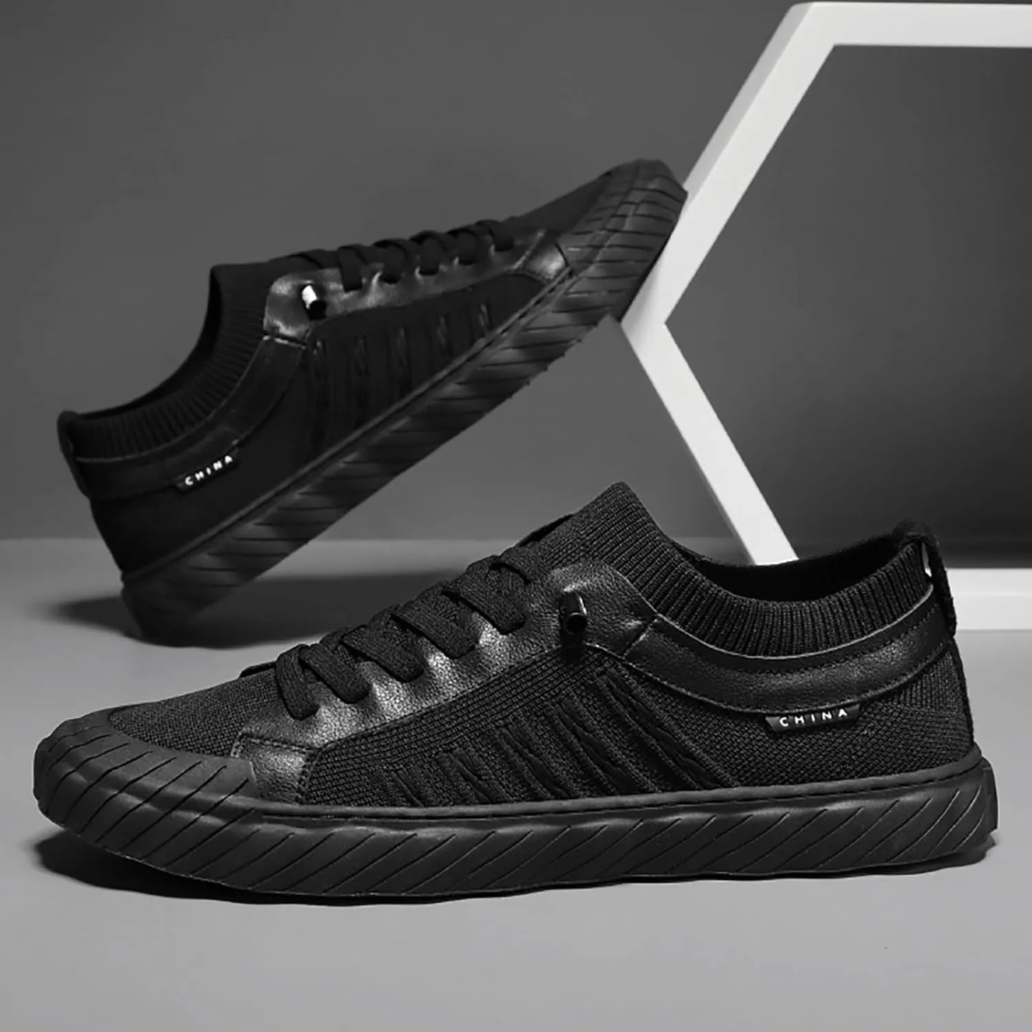 Men's Fashion Shoes Daily Working All Day Comfort Flat Sneakers for Men with Non Slip Comfortable Thick Sole Breathable Mesh Lace up Black Footwear Four Seasons Shoes Male