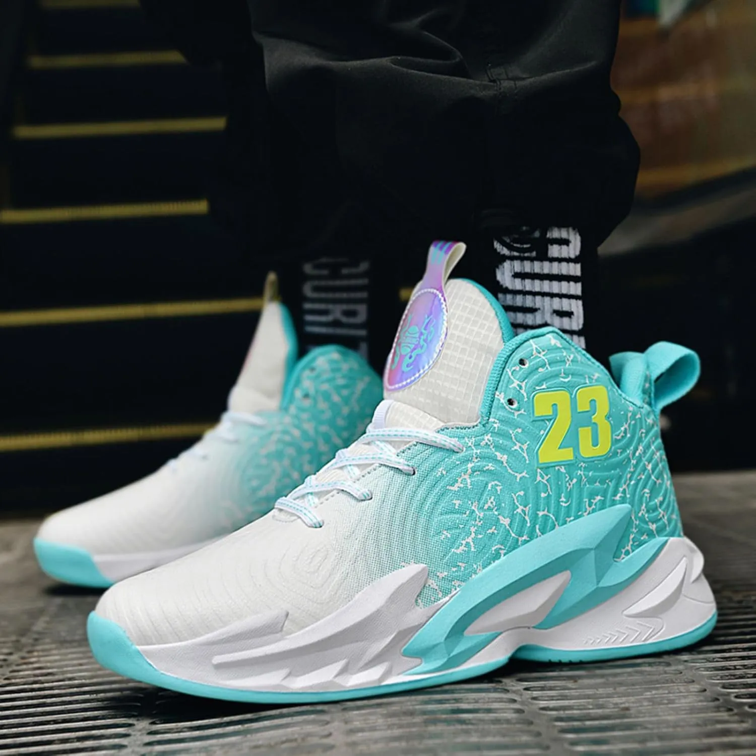 New wear-Resistant high top Basketball Shoes