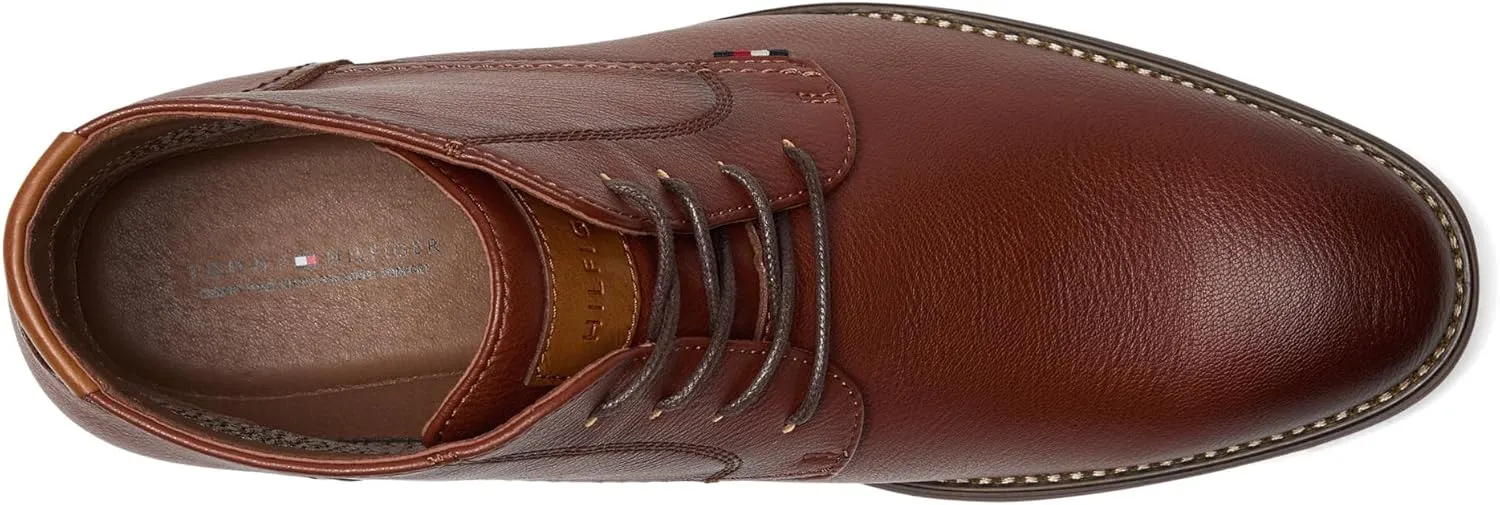 Tommy Hilfiger Men's Bage Chukka Boot