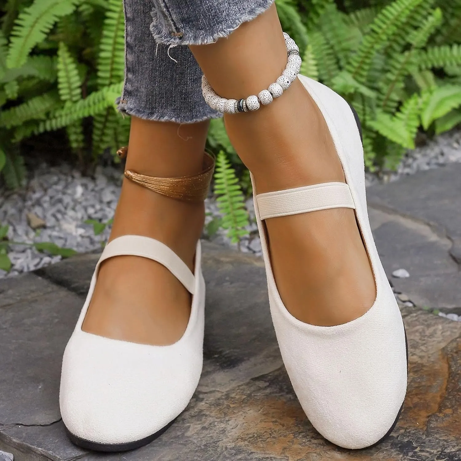 Women's Comfortable Slip On Flat Shoes Casual Leather Closed Toe Ballerina Loafers for Daily Wear with Elastic